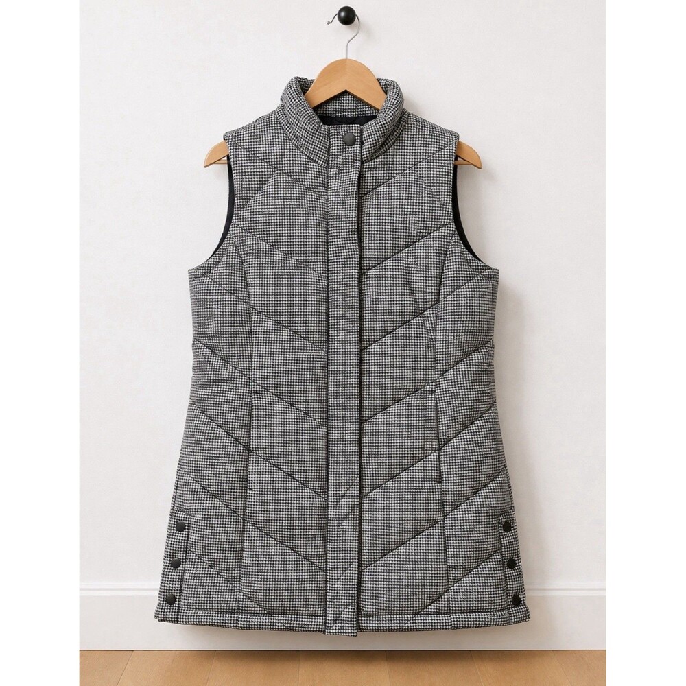 Christopher & Banks Women's Herringbone Puffer Vest Sz Med Black White
